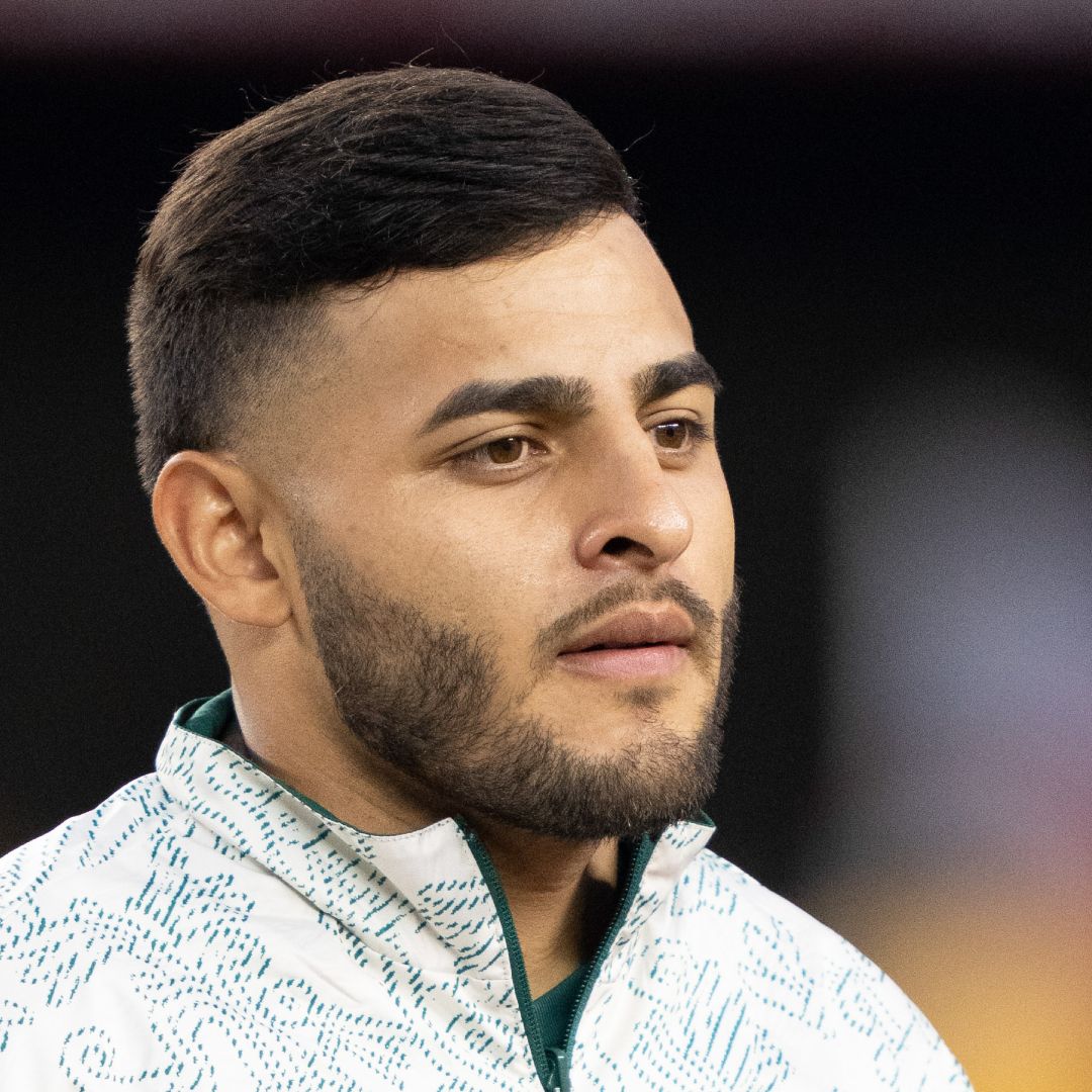 Alexis Vega en un partido con la Selección Mexicana
